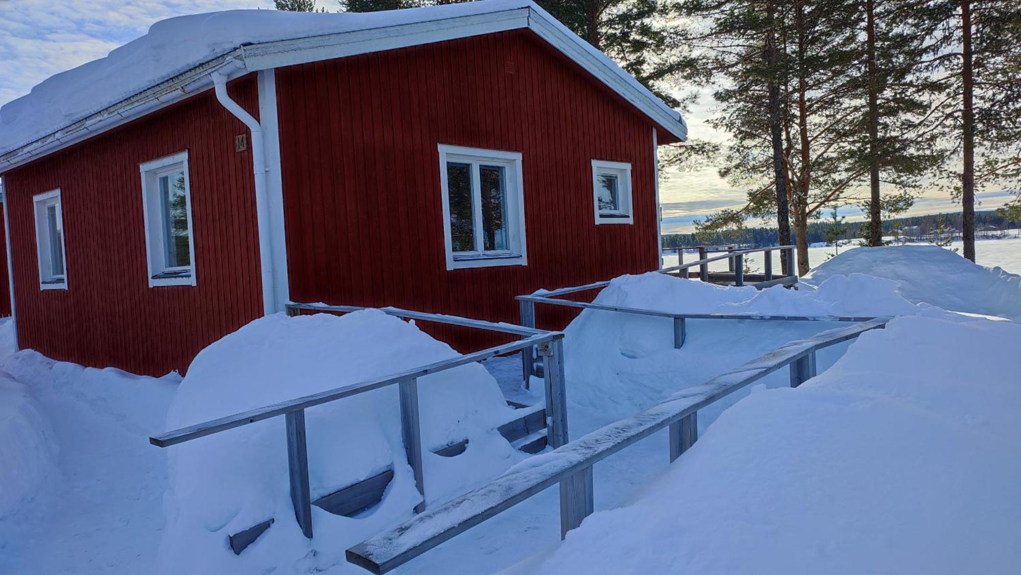 Fritidshus - Cottage - Holiday House - Soluppgang Blattniksele Buitenkant foto